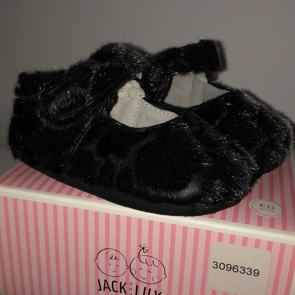 Houndstooth cardigan with matching Mary Jane’s - Picture 8 of 8